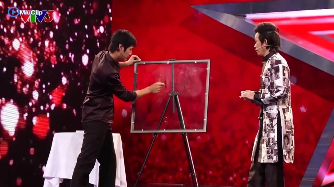 ⁣Vietnam's Got Talent 2014 - Giám khảo Hoài Linh bị đọc suy nghĩ như thế nào - Trần Anh Đức