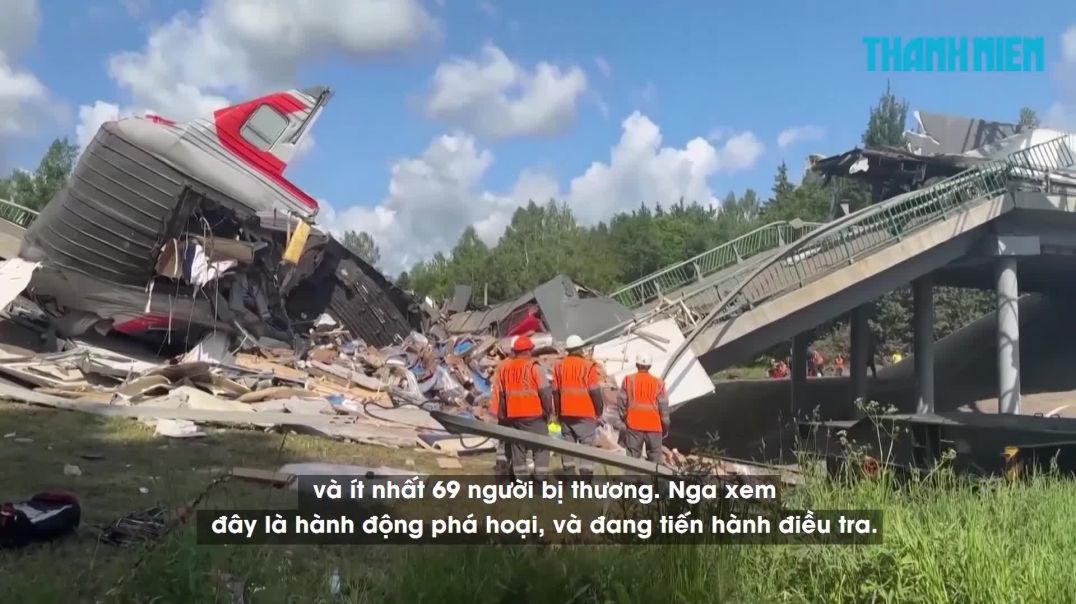 ⁣Nhìn lại đòn tấn công thảm khốc của UAV Ukraine vào không quân chiến lược Nga