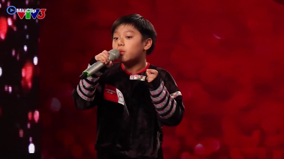 ⁣Vietnam's Got Talent 2014 - Chiếc khăn Piêu - Lý Vĩnh Hòa