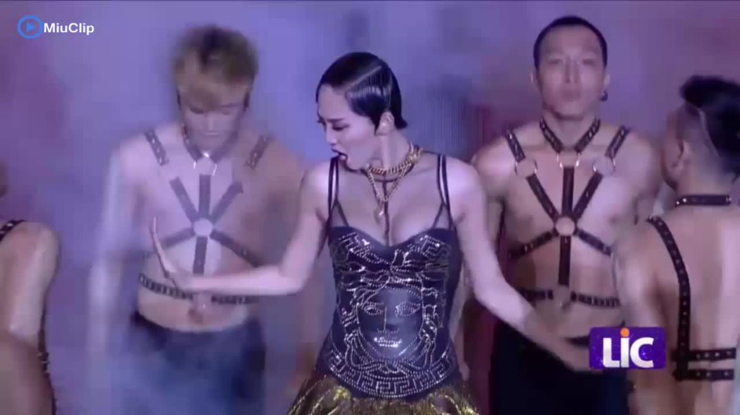 ⁣The Remix - Hòa Âm Ánh Sáng - Ngày Mai - Tóc Tiên