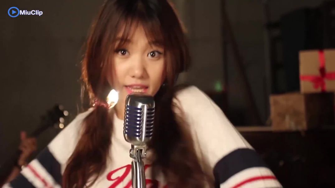 ⁣Jingle Bells (Remake) - Hari Won ft Tiến Đạt