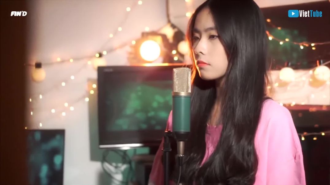 ⁣Anh Thanh Niên Cover - Nhi Nhi