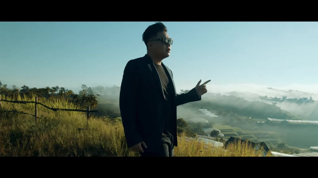 ⁣Phía Sau Luôn Là Anh - Vương Anh Tú | Official Music Video